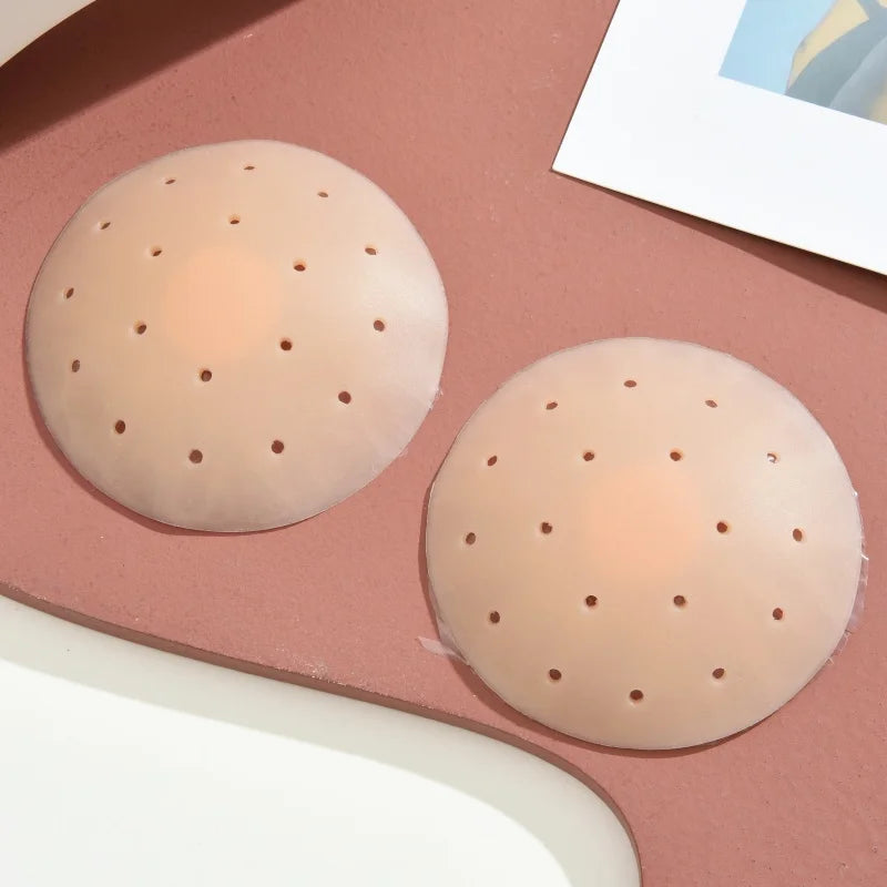 Women Breathable Silicone Nipple Cover Hollow Out Breast Petal Strapless Bras Summer Invisible Intimates Boob Pads With Box