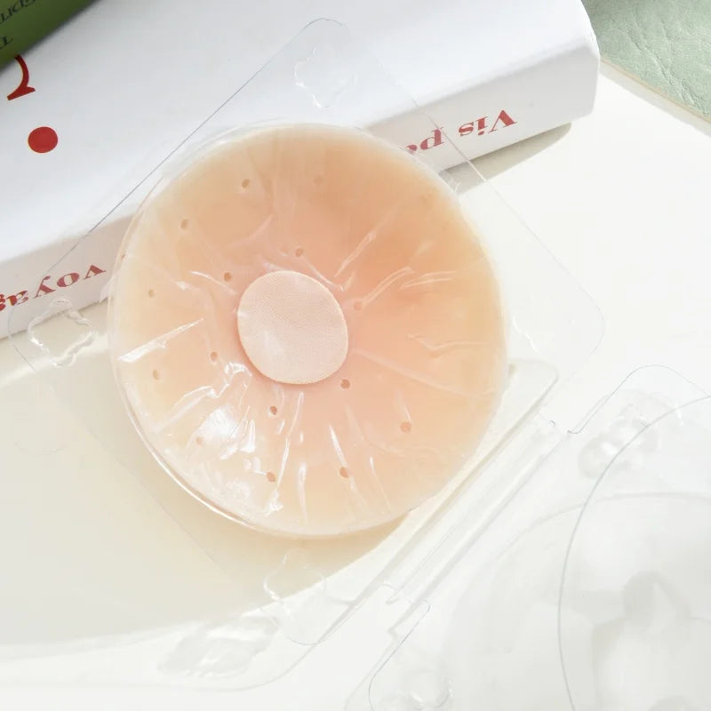 Women Breathable Silicone Nipple Cover Hollow Out Breast Petal Strapless Bras Summer Invisible Intimates Boob Pads With Box