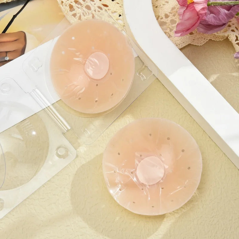 Women Breathable Silicone Nipple Cover Hollow Out Breast Petal Strapless Bras Summer Invisible Intimates Boob Pads With Box