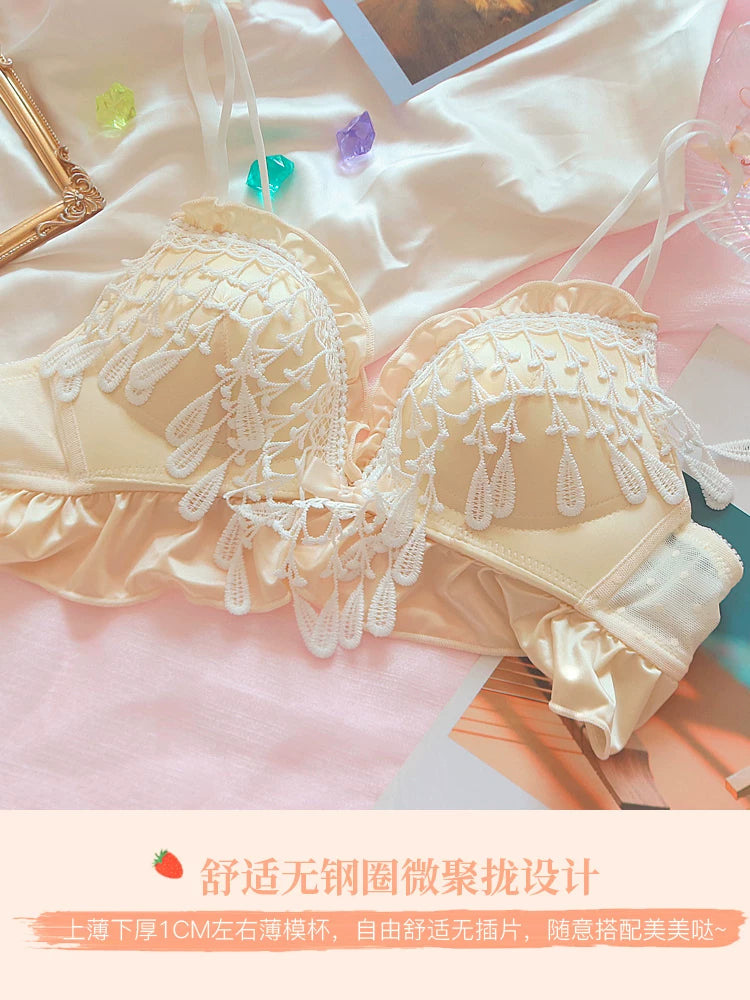 Teenage girl bra sweet cute small breast bras lace tassel princess wind lingerie large size push up women underwear