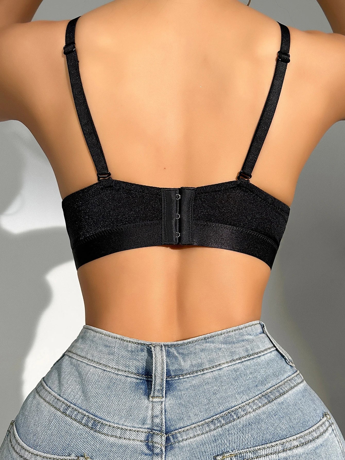 Women's sexy smooth contrasting bra U-shaped with steel ring gathering push up shoulder strap adjustable comfortable bra U204