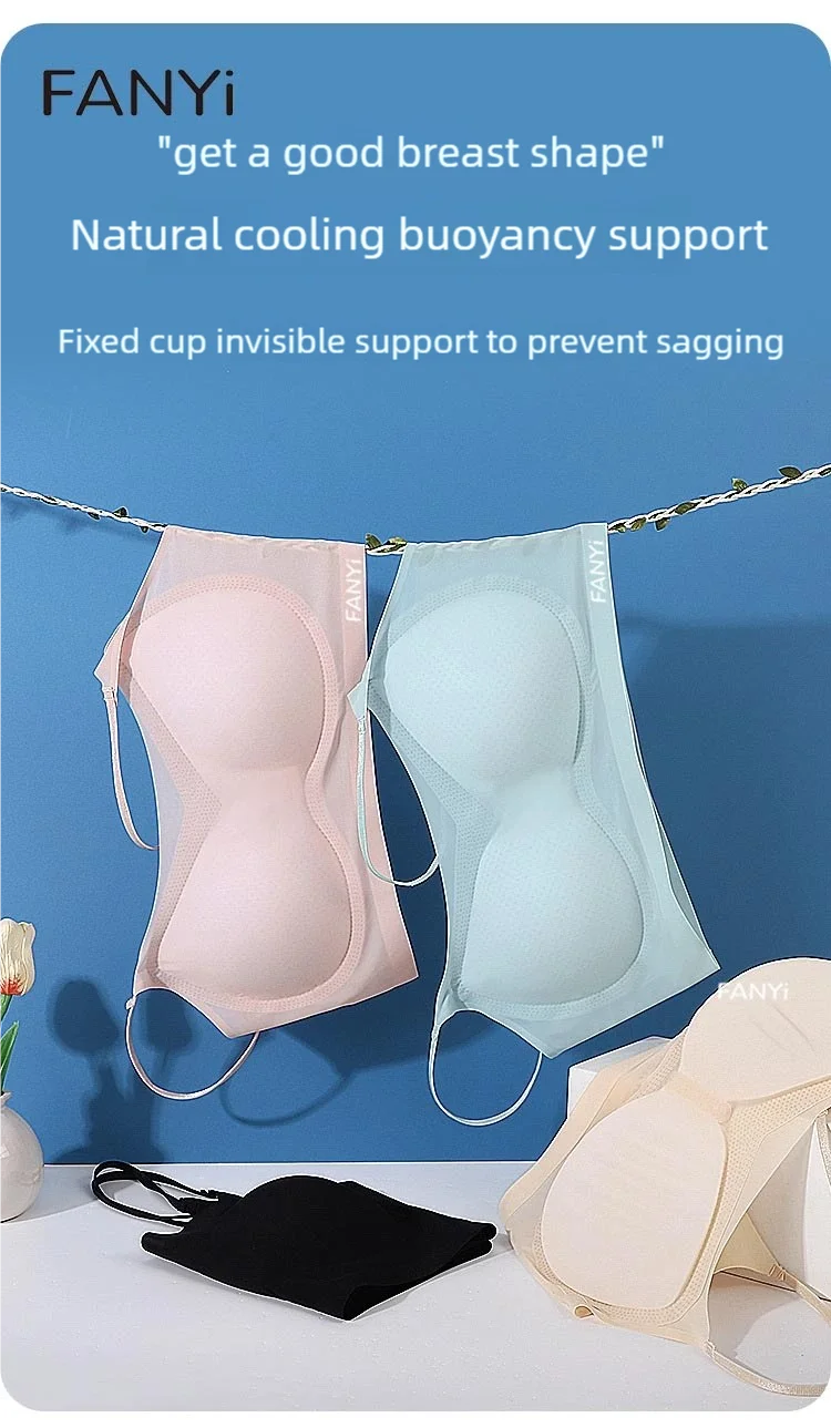 A thin, breathable and comfortable women's bra with a slim shoulder strap, featuring a beautiful back and a small chest