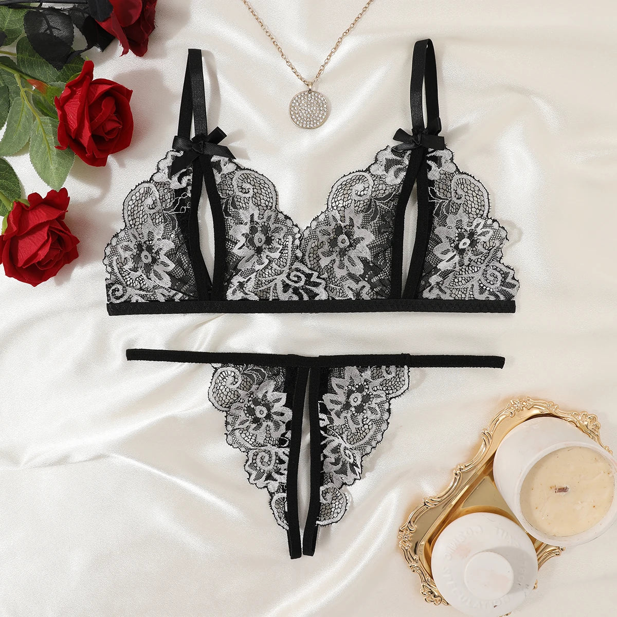 Women Lingerie Bra and Thongs Sets Ultrathin Lace Lingerie Set