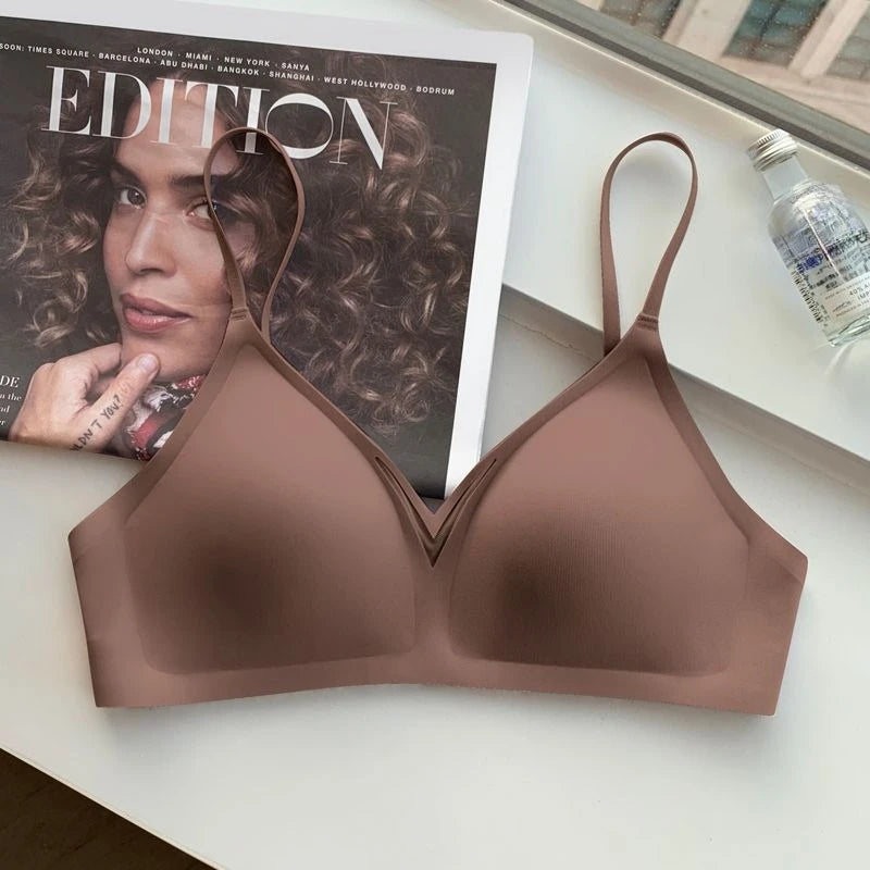 Women Wireless Bra Lightweight Seamless Push-Up Anti-Sagging Adjustable Thin Straps Black&White Soft Comfort Daily Wear Lingerie