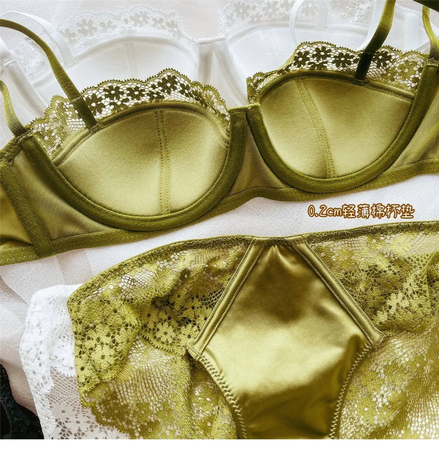 Elegant Sexy  Sheer Lace Balconette Minimizer Bra Set Underwire Push Up Anti-Sagging Side Support Bridal Lingerie for Big Bust