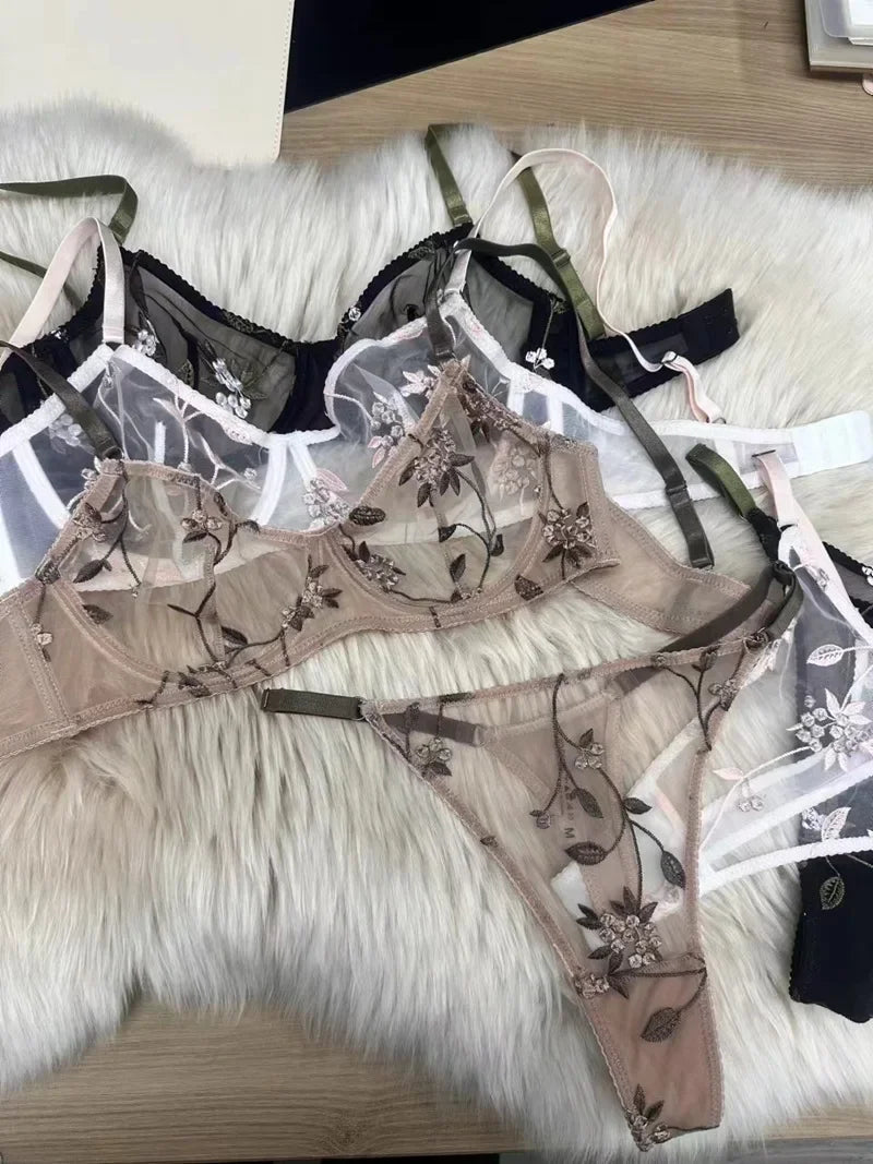 Elegant Summer Lace Bra Sheer Embroidered Comfortable Support Anti-Sag Full Coverage Modest Design & Women Large Chest Minimize