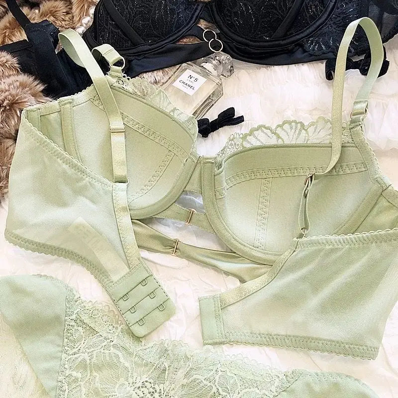 Sexy Lace Lingerie Set with Large Chest Gathered, Anti Sagging, And Adjustable Breasts, Comfortable Soft Steel Ring Bra Set