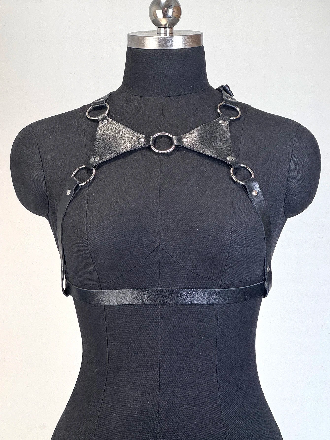 Sexy Bdsm Games Tools Goth Leather Garter Body Harness for Women Punk Lingerie Retro Bondage Suspenders Adults Accessories Belt