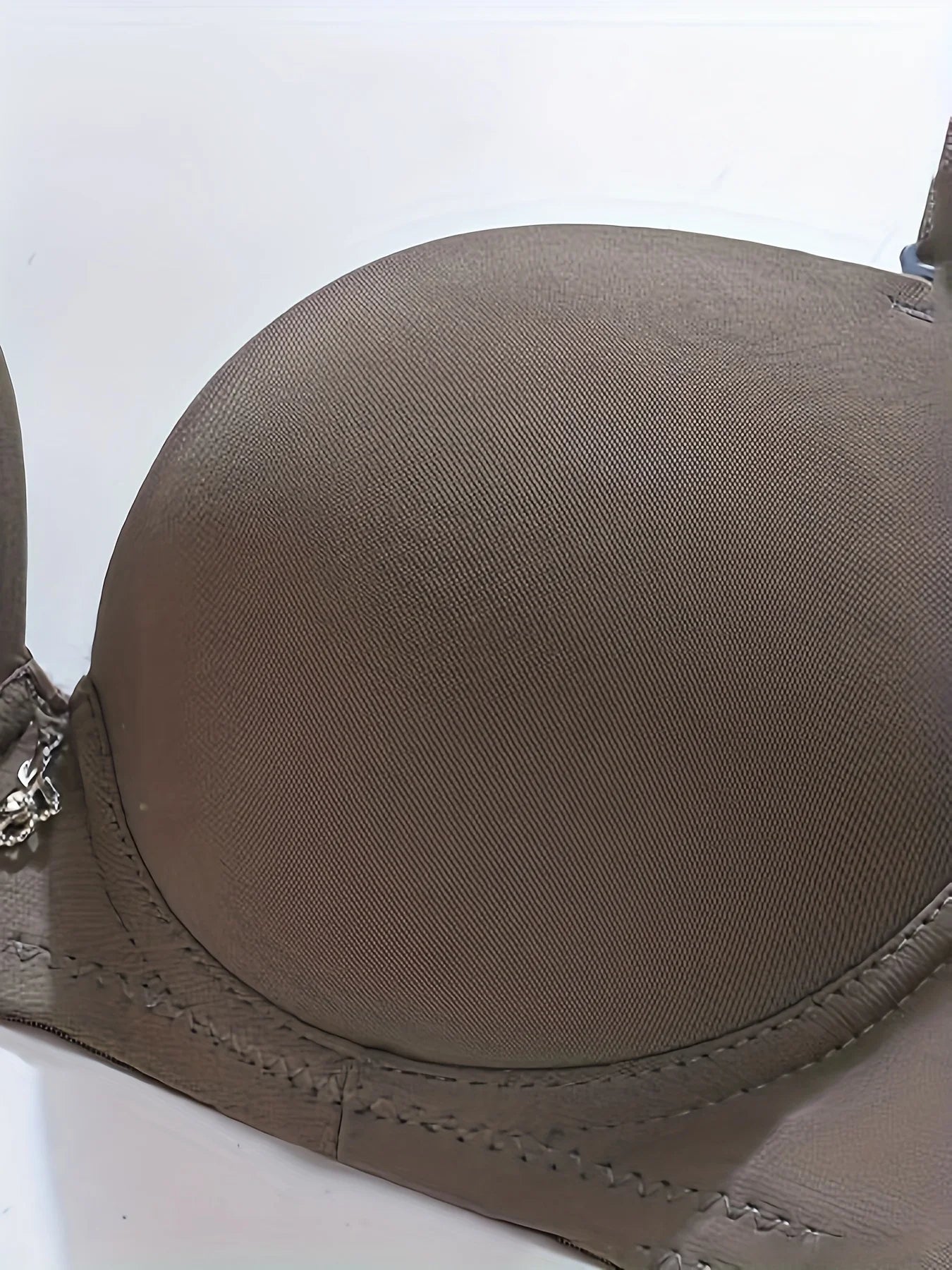 Ladies' small chest gathered bra, palm massage, steel ring on top, smooth and breathable text bra