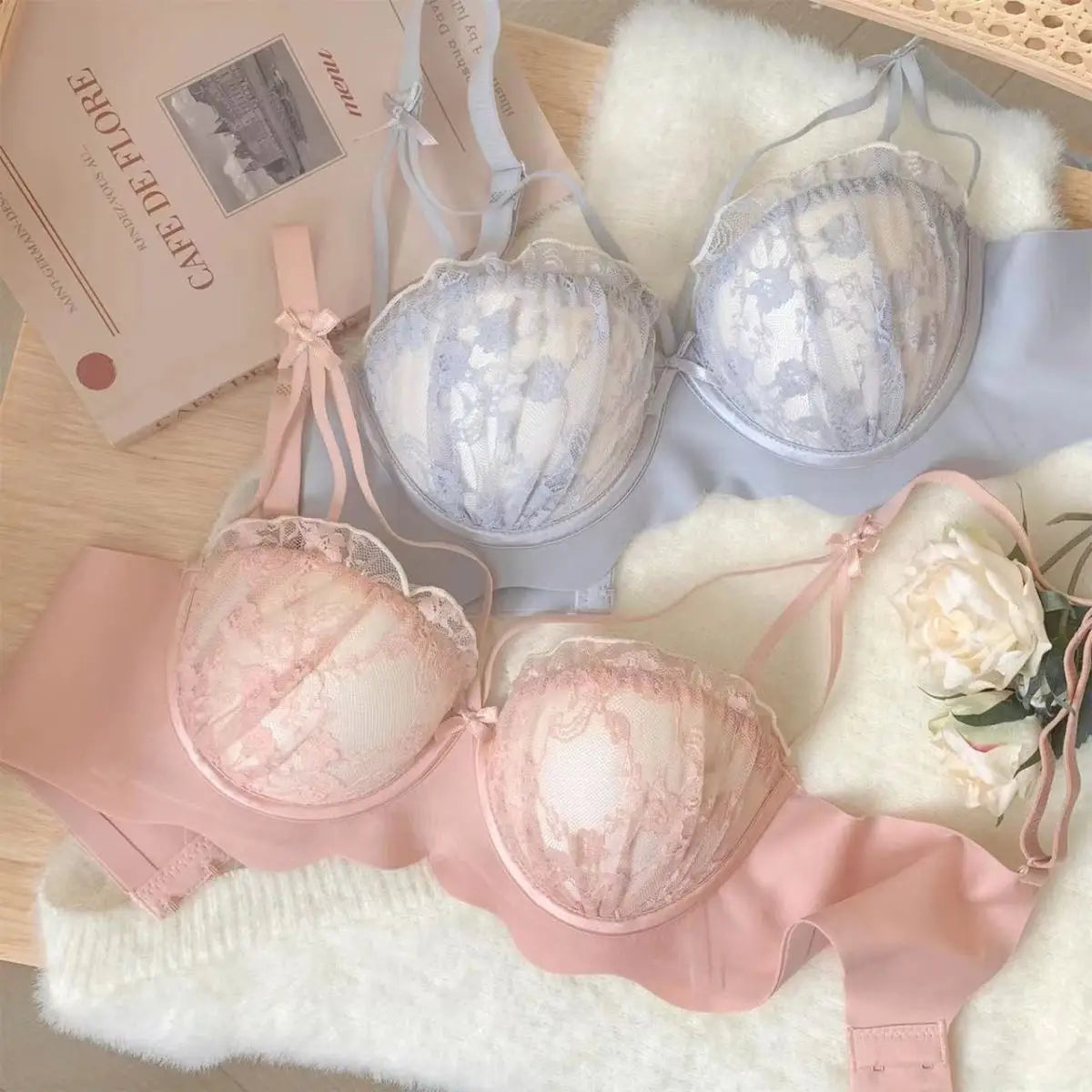 Sexy Bras Women's Preventing Sagging Pure Desire Aesthetic Lace Wireless Bralette Explosive Popular Style Small Bust Gathered