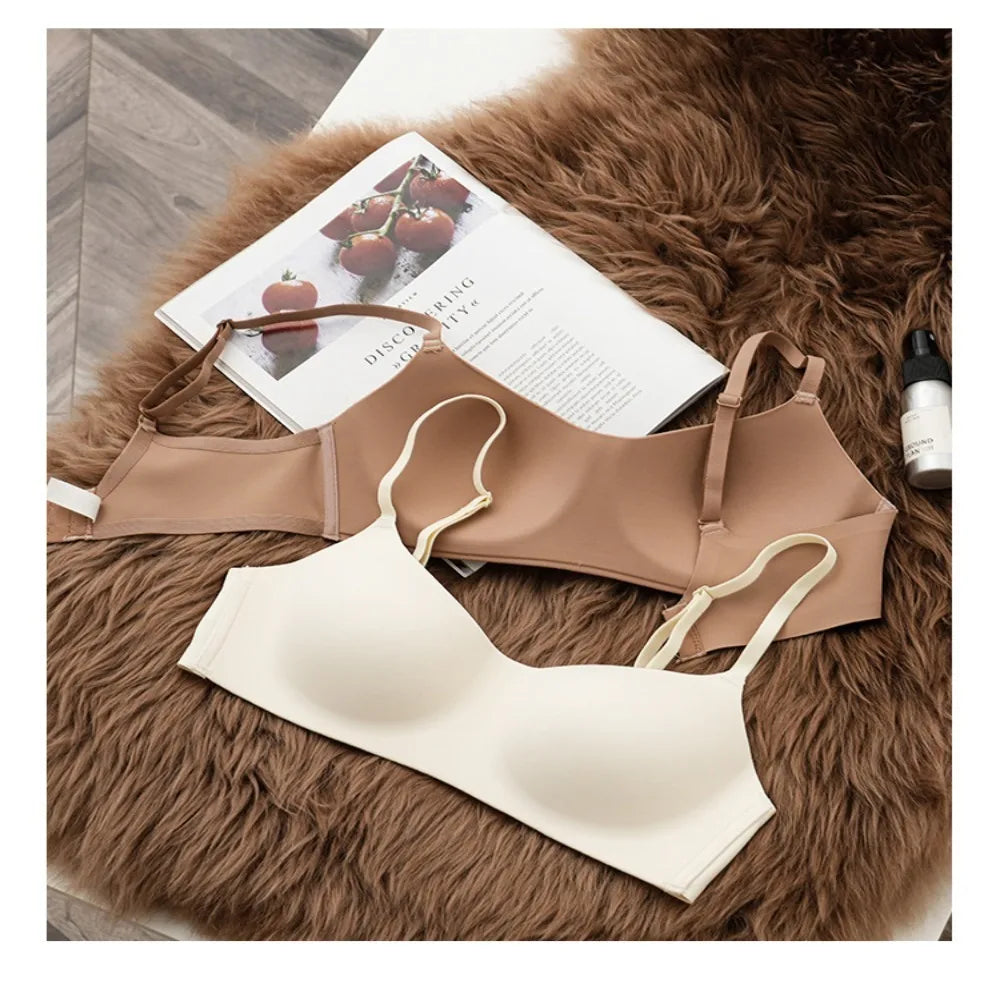 Soft Comfort Wireless Bra Breathable Fabric Thin Cup Seamless Bra Non-Wire Elastic Material Tube Top Bras Female Intimates