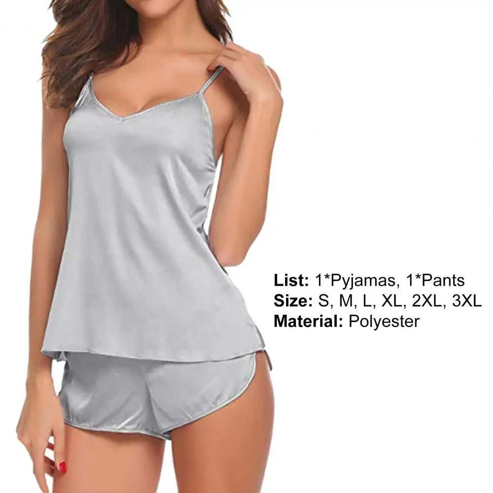1 Set Simple Pajama Set  Spaghetti Straps Ladies Vest Shorts  Off Shoulder Low Cut Pajama Set