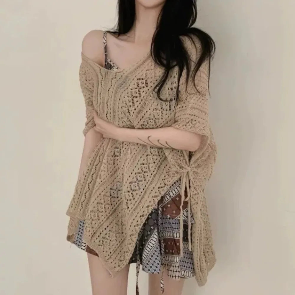 Leisure Oversized Hollow Out Swimsuit Cover Up V-neck Loose Knitted Bikini Cover Up Bohemian Style Mesh Beach Wear Summer