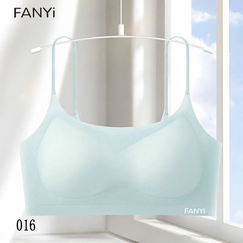 A thin, breathable and comfortable women's bra with a slim shoulder strap, featuring a beautiful back and a small chest