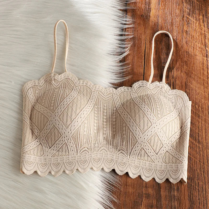 Seamless lace backrest lingerie one-piece with chest pads and a strapless ice silk strappy bra wrapped around the chest