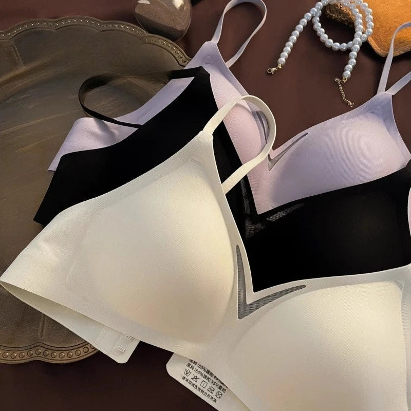 Women Wireless Bra Lightweight Seamless Push-Up Anti-Sagging Adjustable Thin Straps Black&White Soft Comfort Daily Wear Lingerie