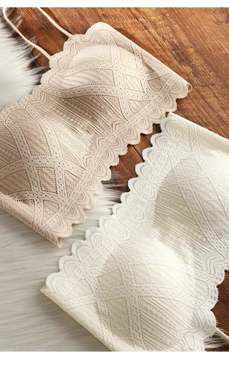 Seamless lace backrest lingerie one-piece with chest pads and a strapless ice silk strappy bra wrapped around the chest