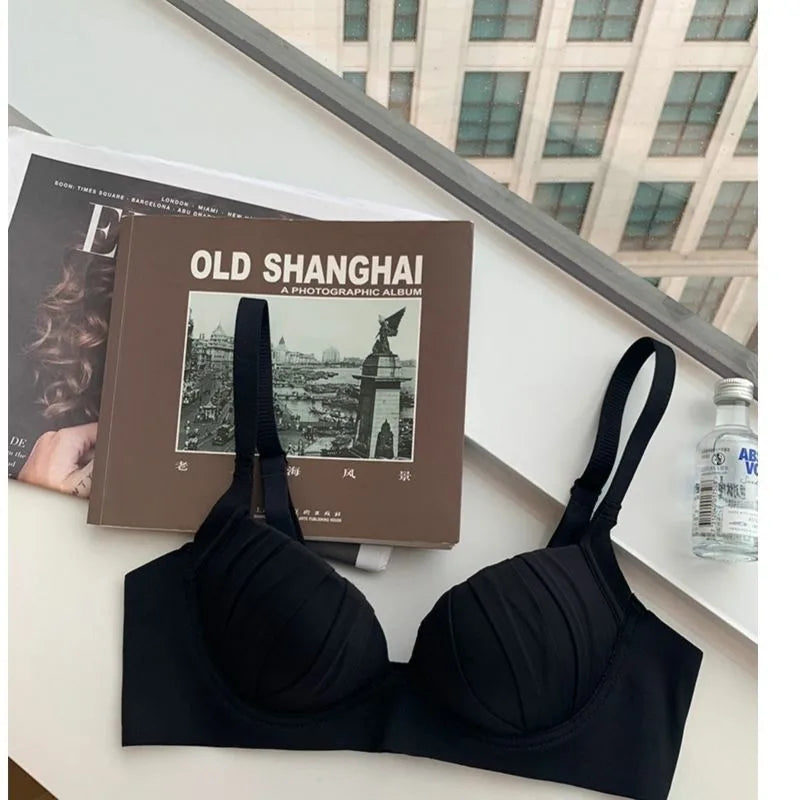 2026 New Pleated Bras Push Up Bra Small Chest No Steel Ring Wirelss Soft Bra Solid Color Sweet Seamless Bra