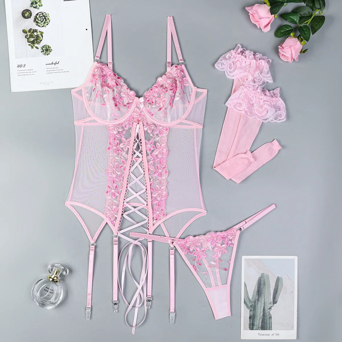 Ellolace Fancy Sexy Lingerie 3-Piece Corset Lace Up Beautiful Bodysuits With Stocking Luxury G-String Pink Intimate Goods 4PCY