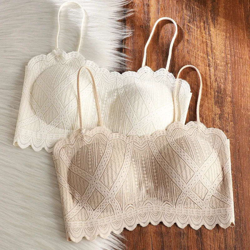 Seamless lace backrest lingerie one-piece with chest pads and a strapless ice silk strappy bra wrapped around the chest