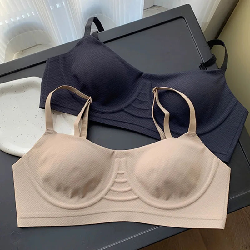 Ultra-Thin Seamless Bras for Women Lightweight Wireless Comfort Invisible T-Shirt Bra Everyday Wear Best Seller Unlined Lingerie