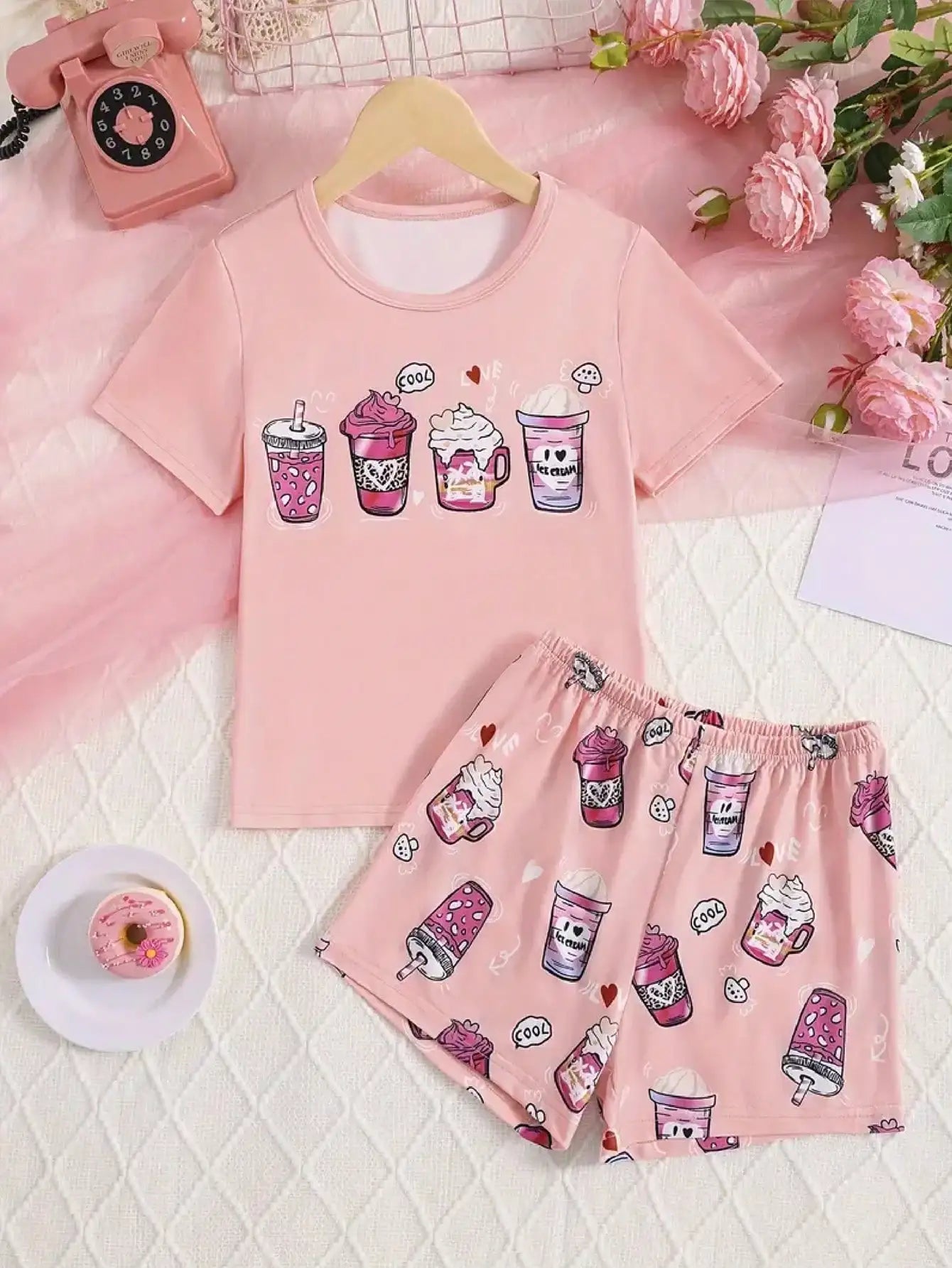 2 cute pajama sets, medium stretch printed short T-shirts and shorts with fresh and fashionable cold drink patterns