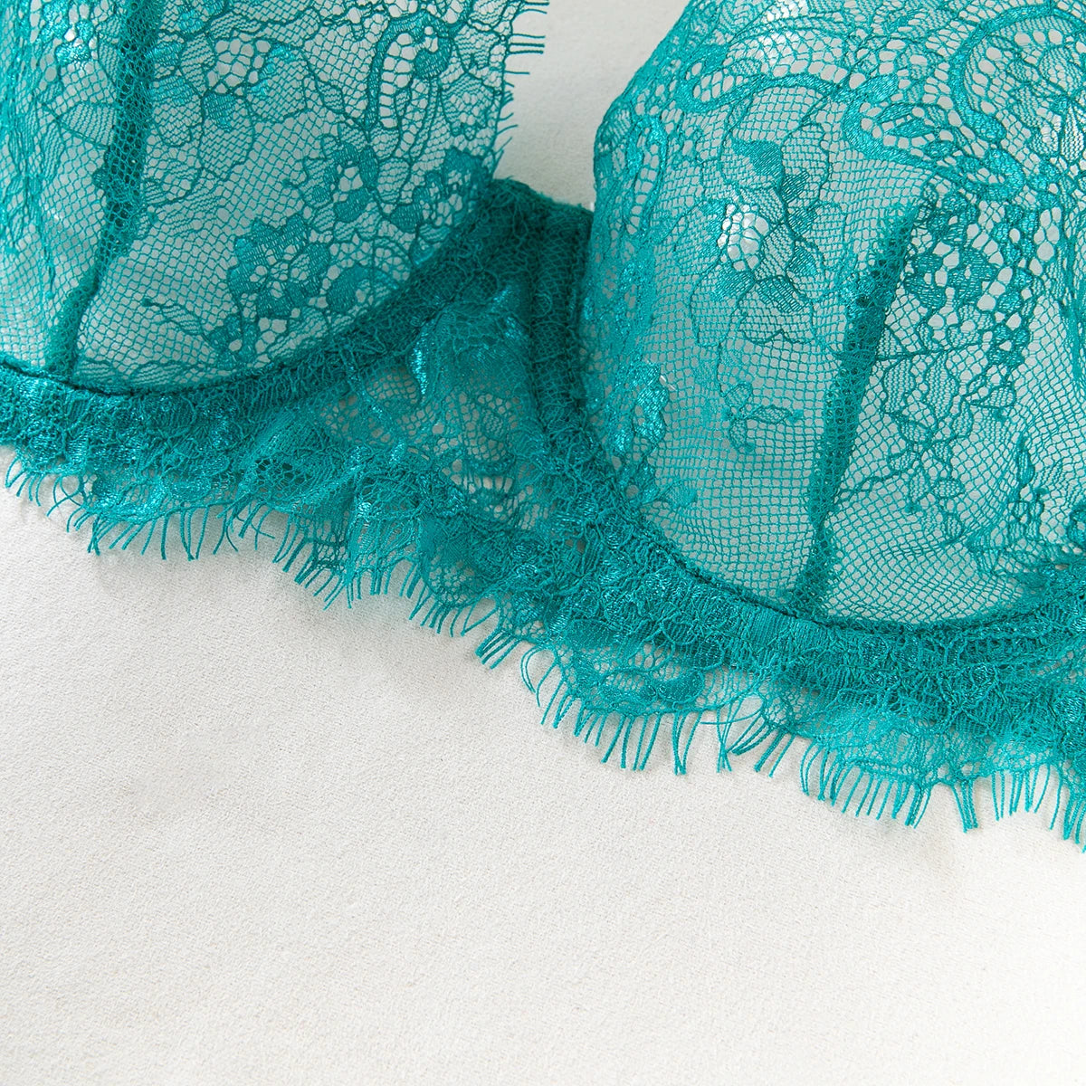 Erotic Lingerie Bra and Panties Set Basic Sexy Sheer Lace Eyelash Unline One Layer Lace Lingerie Women Underwear Intimate