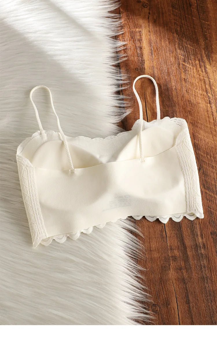 Seamless lace backrest lingerie one-piece with chest pads and a strapless ice silk strappy bra wrapped around the chest