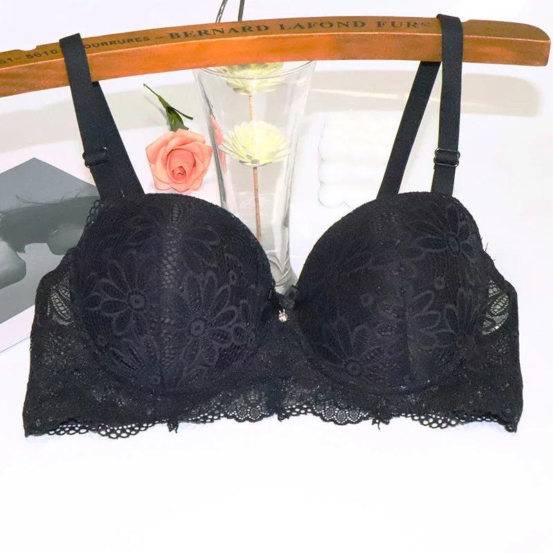 Sexy Push Up Plunge Bra Half Cup Lace Underwire Bra Gather Anti-Spill Design for Shape Support Fashion Women's Lingerie