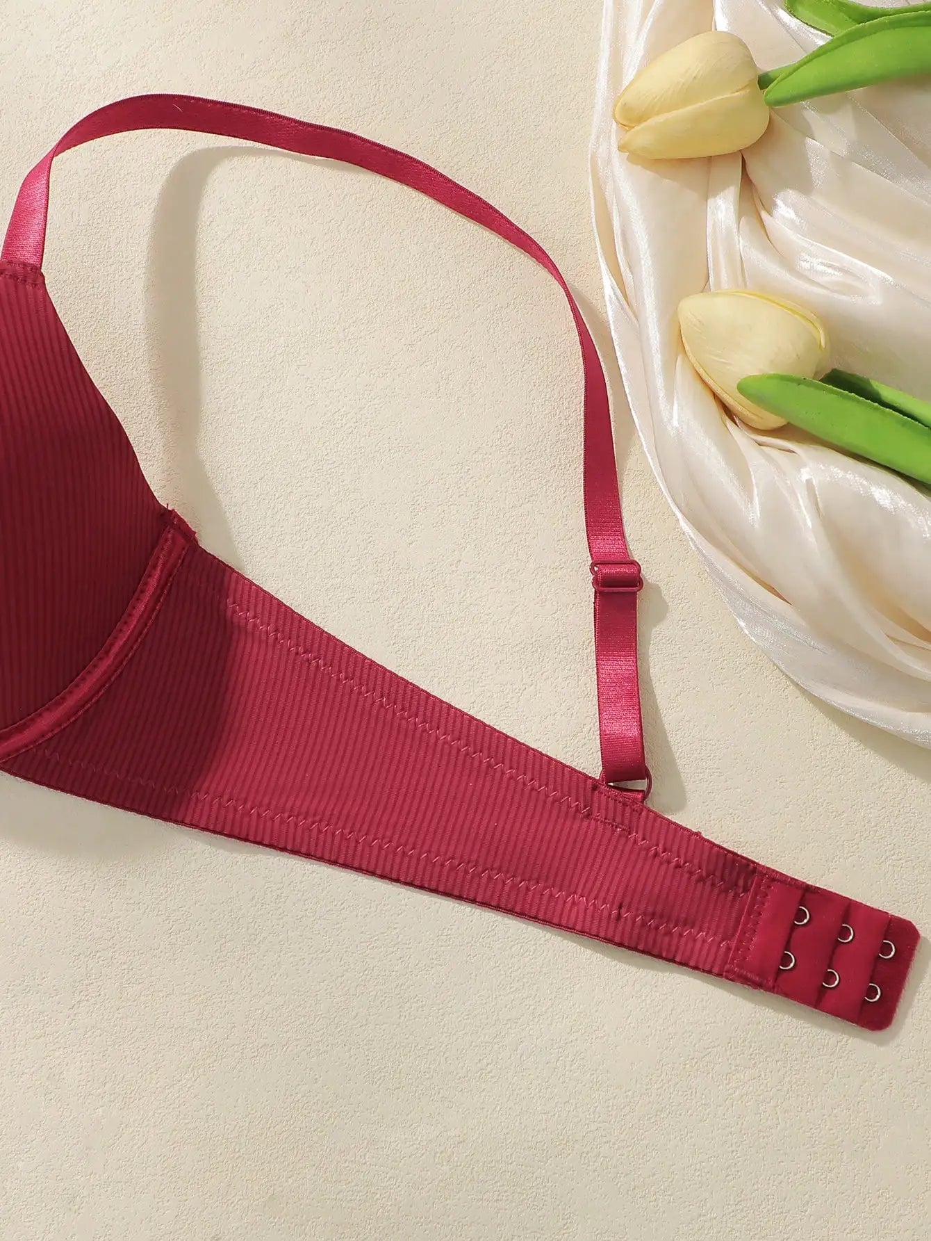3-Pack Women's Solid Color Underwire Bras Full Coverage T-Shirt Bra with Comfortable Padded  Everyday Wear Soft Lingerie 70B-85B