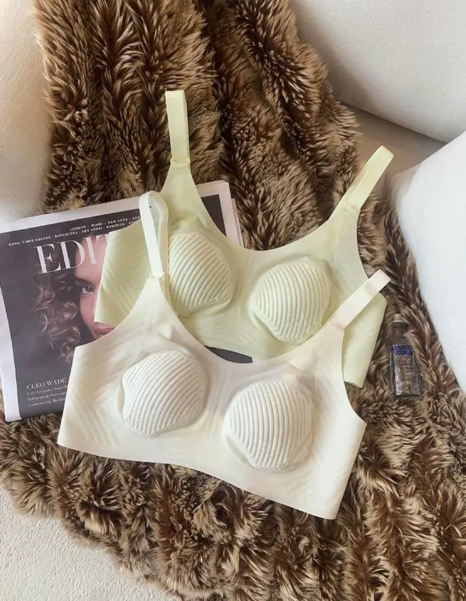 3D non-marking soft lingerie nude cool feeling underwear female large size collect side breasts without steel ring thin bra