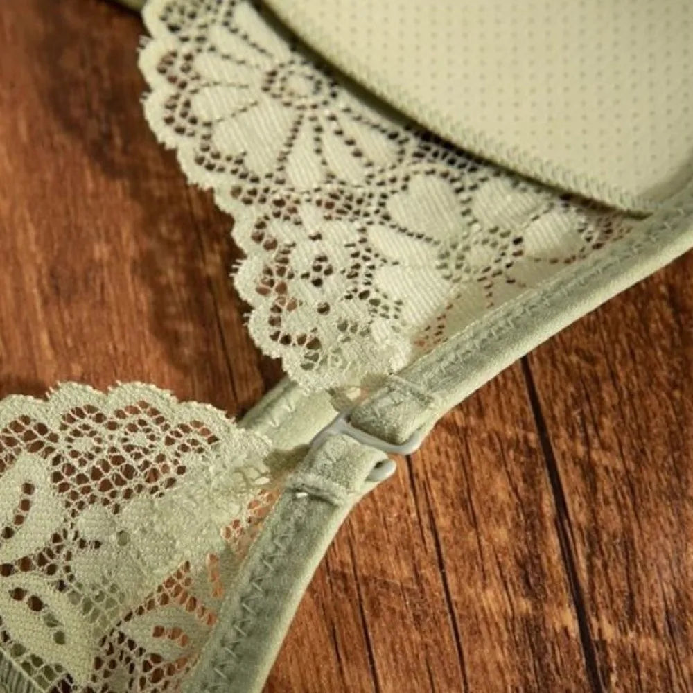Ultra-thin Shoulder Strap Lace Wireless V Bra Shockproof Front Button Lingerie Brassiere for Women Seamless Gathered Breasts