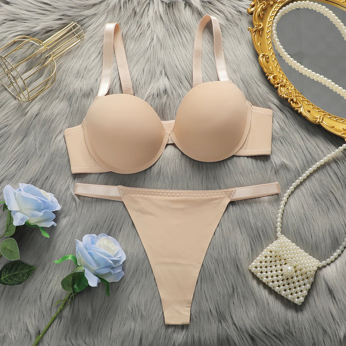 Suitable for small breasts thickening brassiere Sexy Underwire Two Piece Push Up Bras Lingerie Set For Women B2051