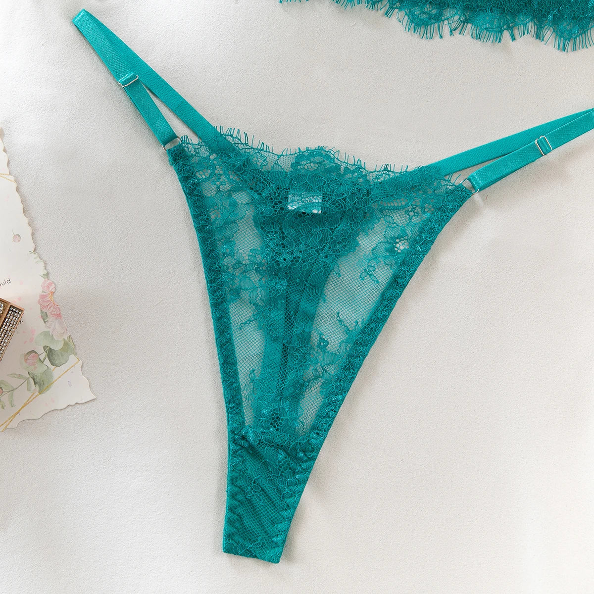 Erotic Lingerie Bra and Panties Set Basic Sexy Sheer Lace Eyelash Unline One Layer Lace Lingerie Women Underwear Intimate