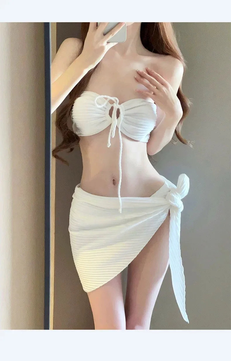 Bikini Fashion Swimsuit Ins Three Piece Set for Women Beach Vacation Triangle Sexy and High-end White and Red Swimsuit for Women