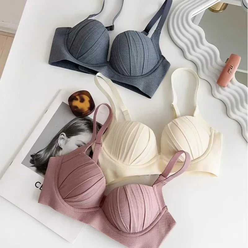 2026 New Pleated Bras Push Up Bra Small Chest No Steel Ring Wirelss Soft Bra Solid Color Sweet Seamless Bra
