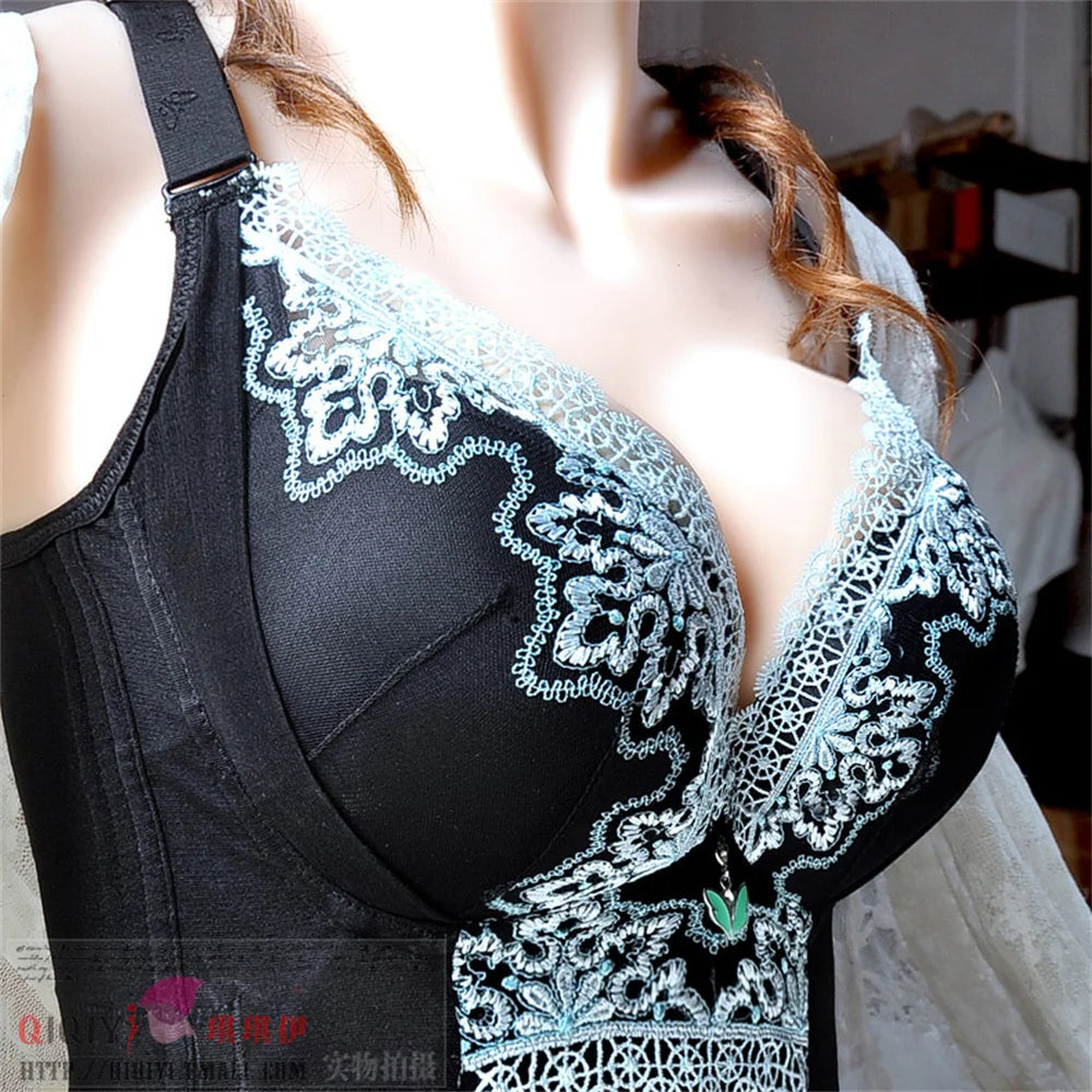 Bra Gather Bra Wireless Plus Size Women's Breathable And Comfortable Lace Embroidery Full Coverage Seamless Bra Plus SIZ CDE Cup