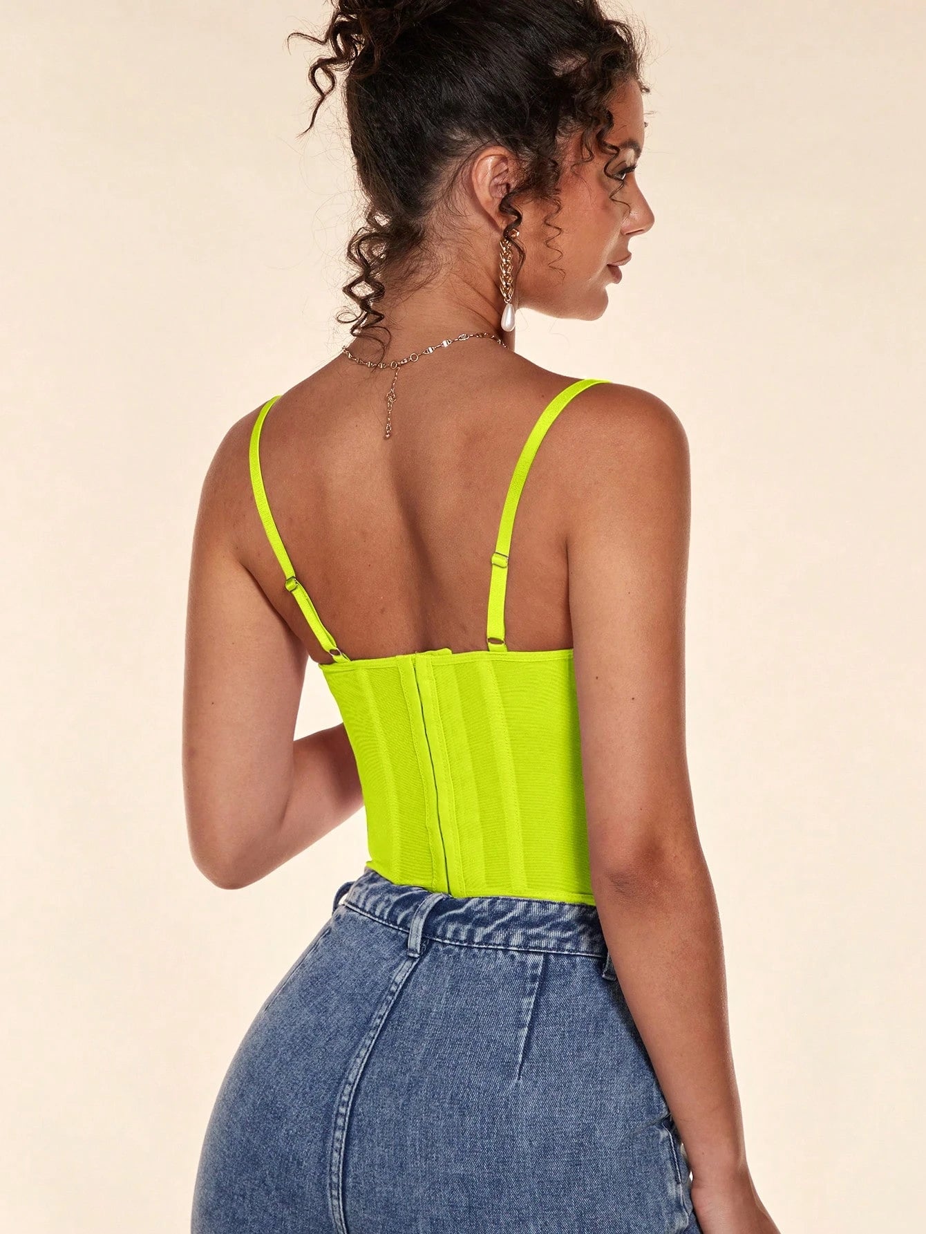 Sexy and hot girl's tight corset top with eyelash lace, semi-sheer fishbone short fashion women's vest camisole.