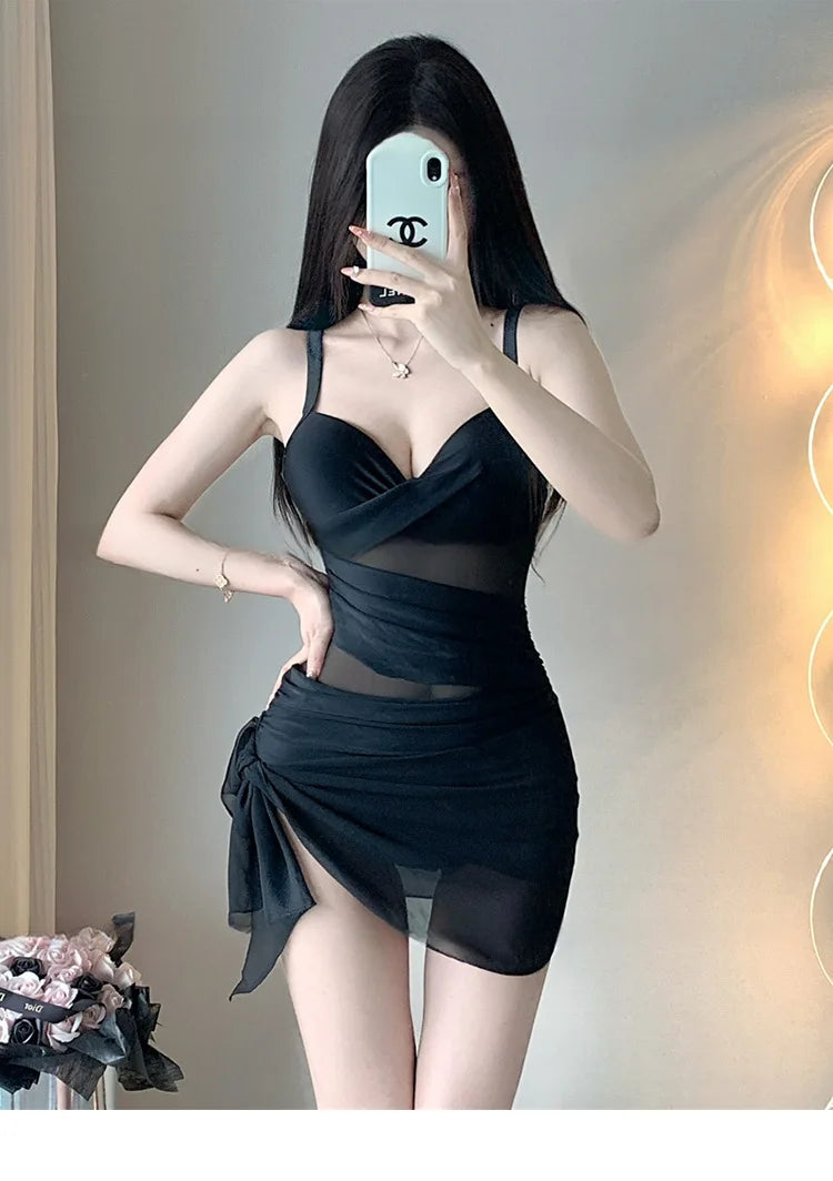 Women's One-piece Swimsuit Hot Spring Conservative Personality Retro One-piece Cover Belly Slimming Beach Gathering Swimsuit
