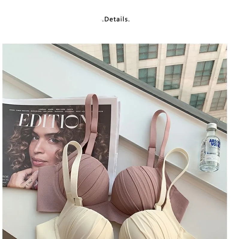 2026 New Pleated Bras Push Up Bra Small Chest No Steel Ring Wirelss Soft Bra Solid Color Sweet Seamless Bra