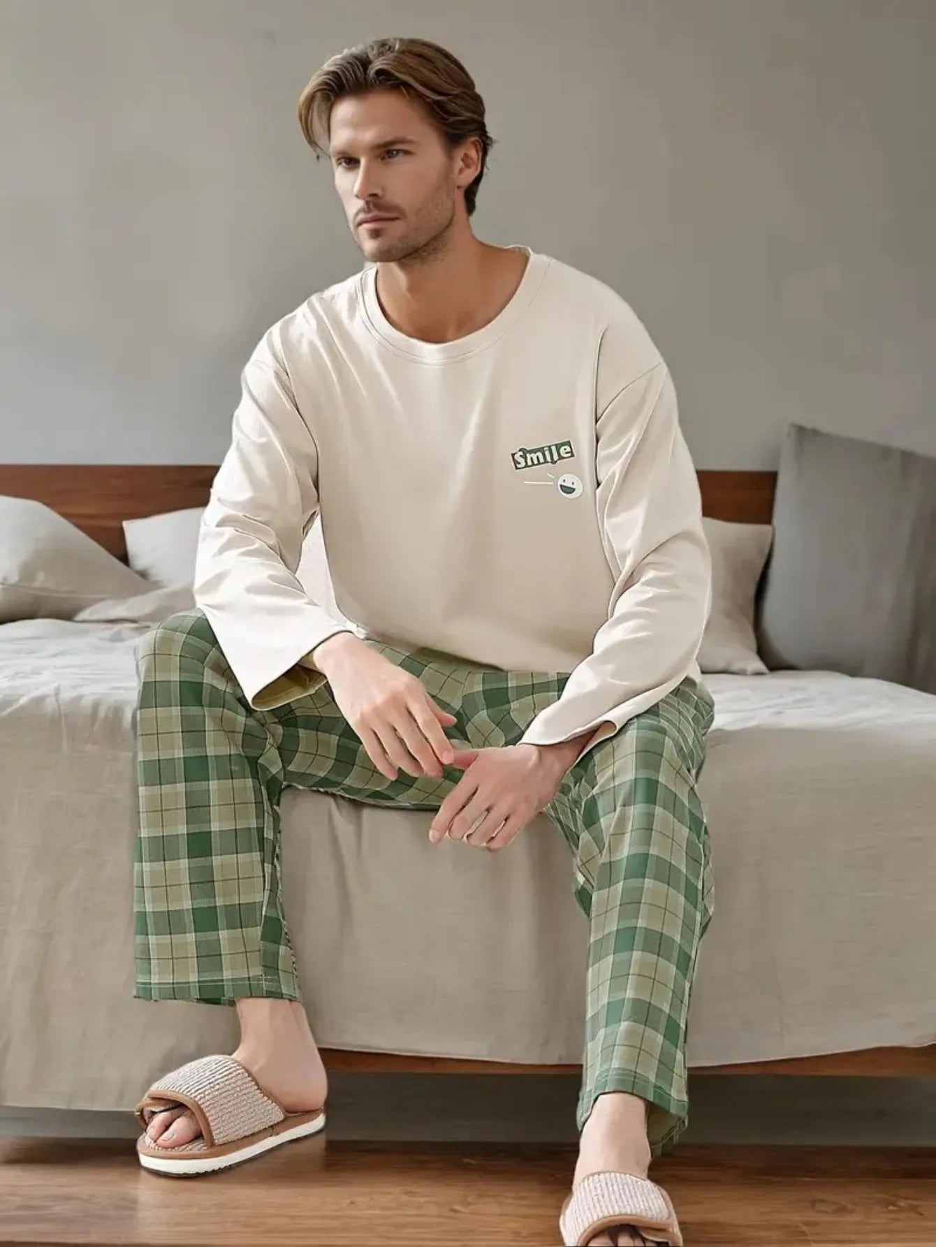 Men's Two-Piece Pajama Set, Stylish and Simple Plaid, Round Neck, Long-Sleeved Top and Long Pants, Loose Fit, Suitable for Spring, Summer, Autumn, and Winter, Polyester, Casual, Knitted, with Pockets, Loungewear