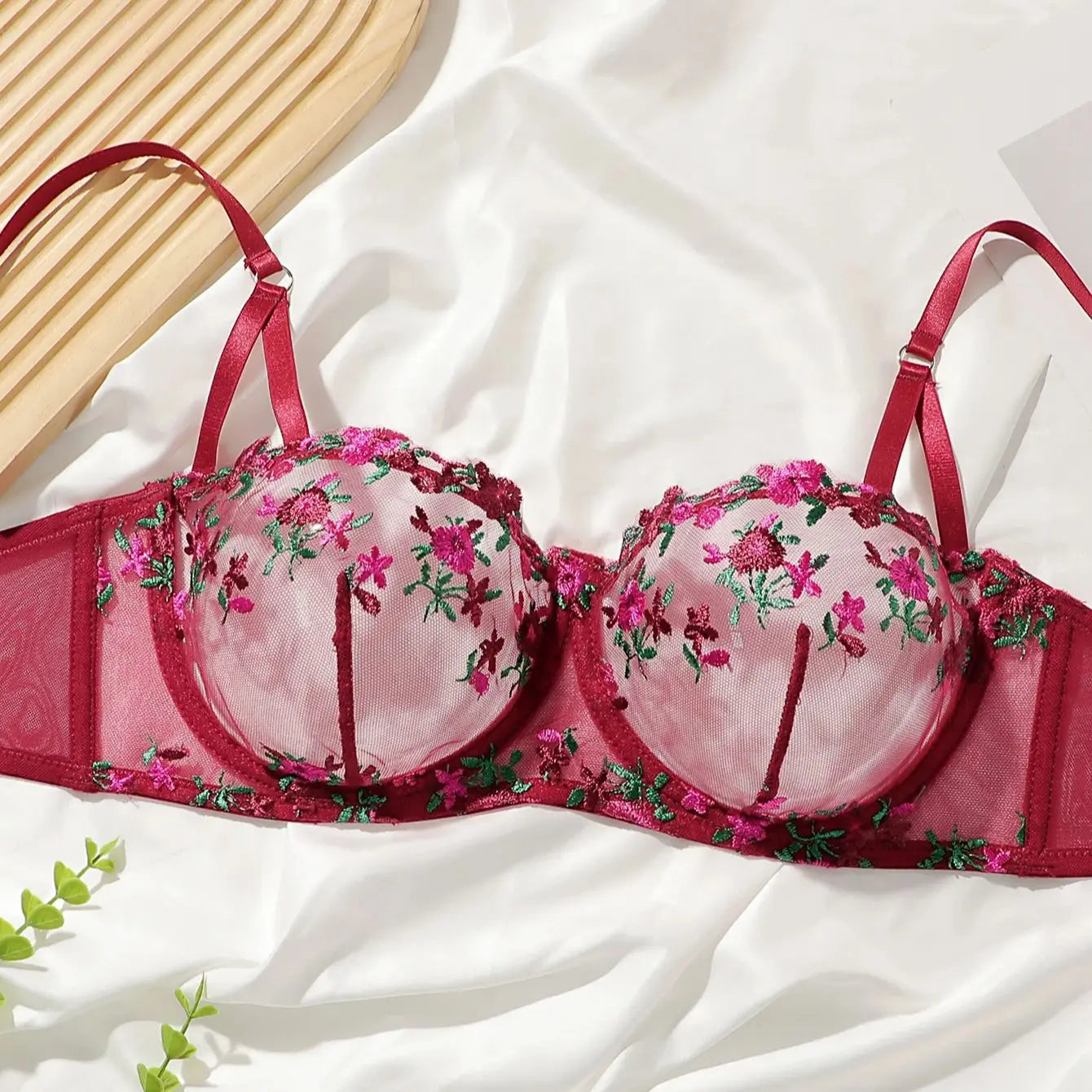 Women's Wine Red Lace Bra Sexy Push Up Plunge Underwire Bralette Comfortable Demi Cup Daily Lingerie Elegant Romantic Underwear