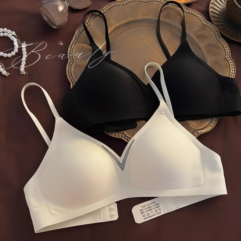 Women Wireless Bra Lightweight Seamless Push-Up Anti-Sagging Adjustable Thin Straps Black&White Soft Comfort Daily Wear Lingerie