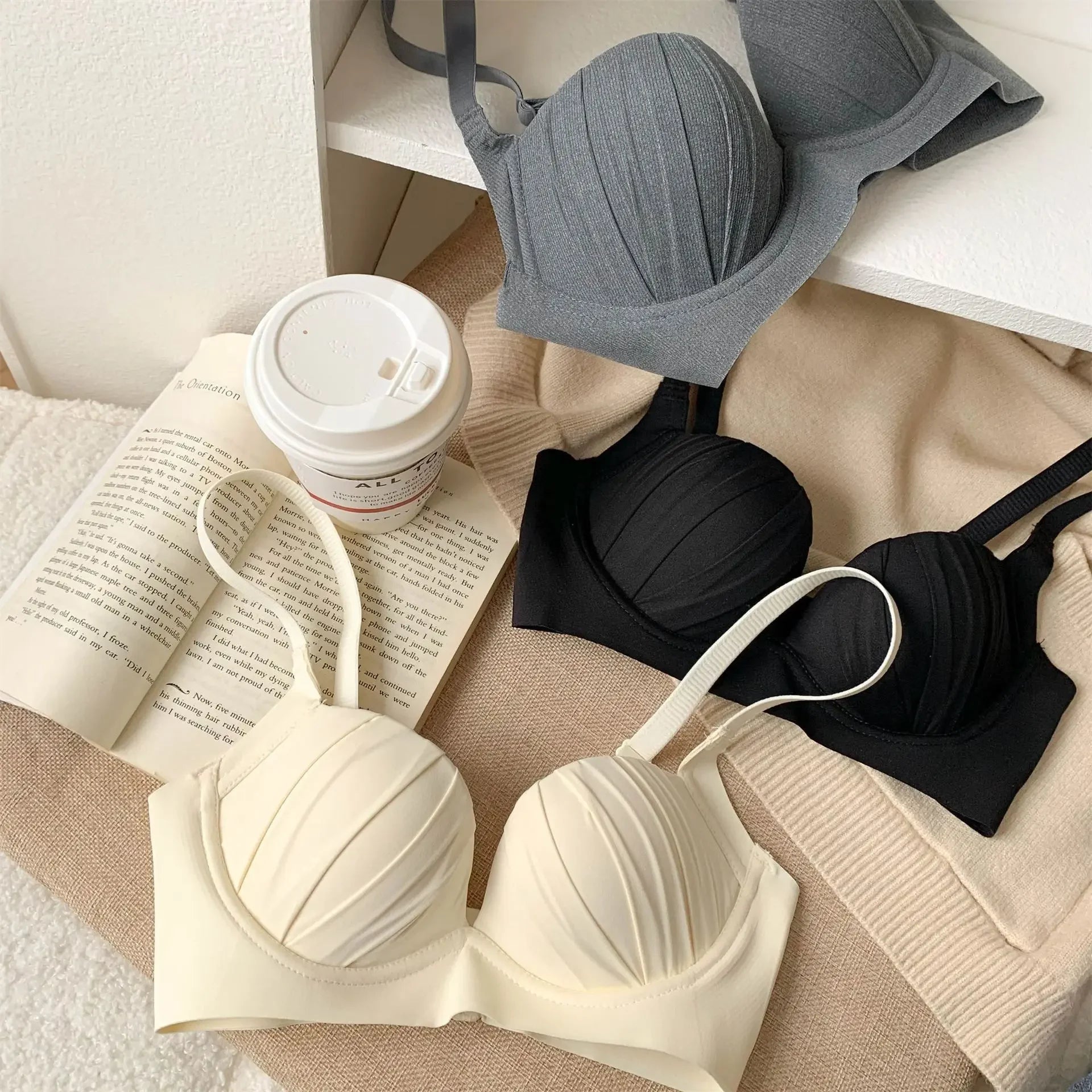 2024 New Pleated Bras Push Up Bra Small Chest No Steel Ring Wirelss Soft Bra Solid Color Sweet Seamless Bra
