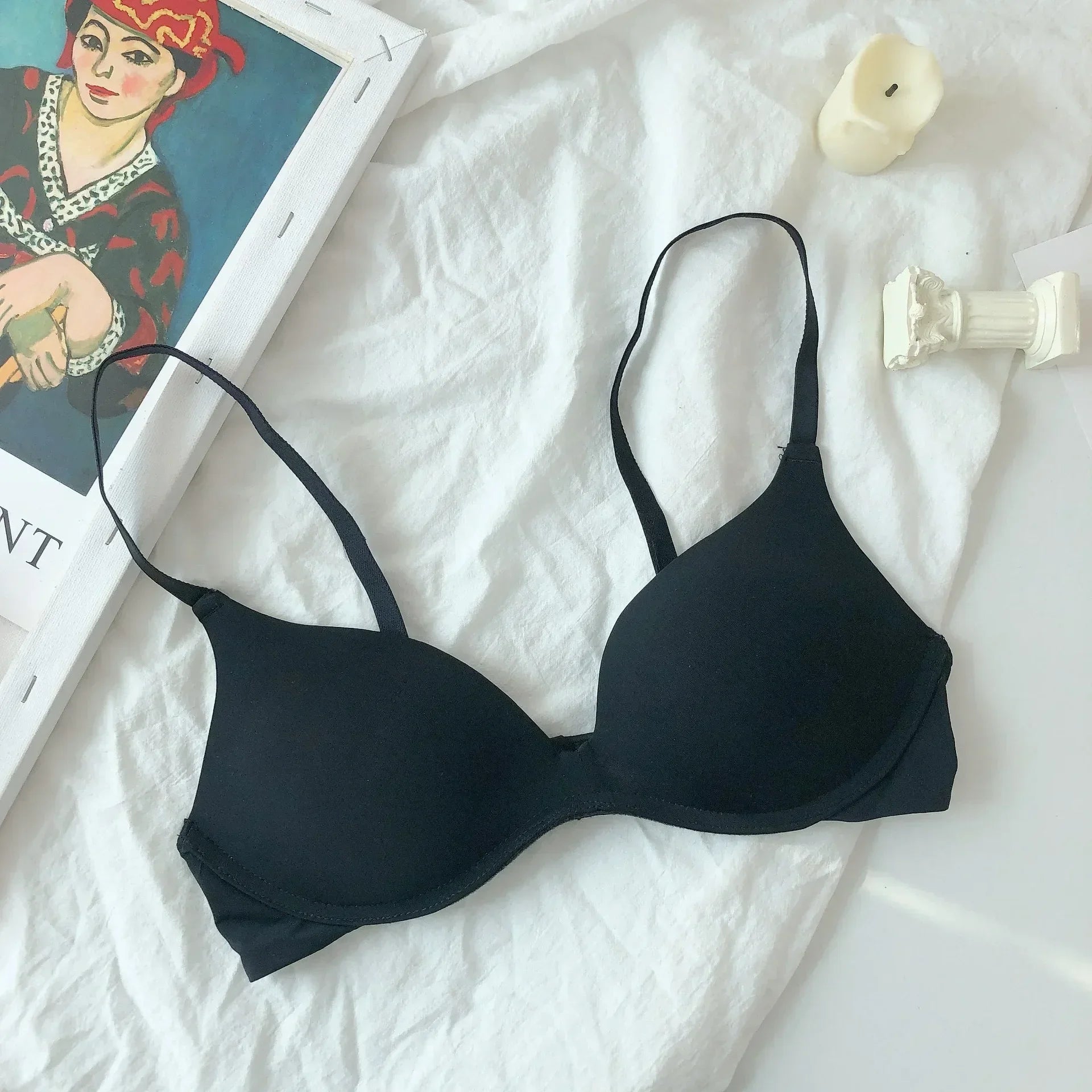 Bras for Women Seamless Backless Underwear Sexy Lingerie 3/4 Cup Bralette Top Wireless Brassiere Intimates Japanese Simple Bra