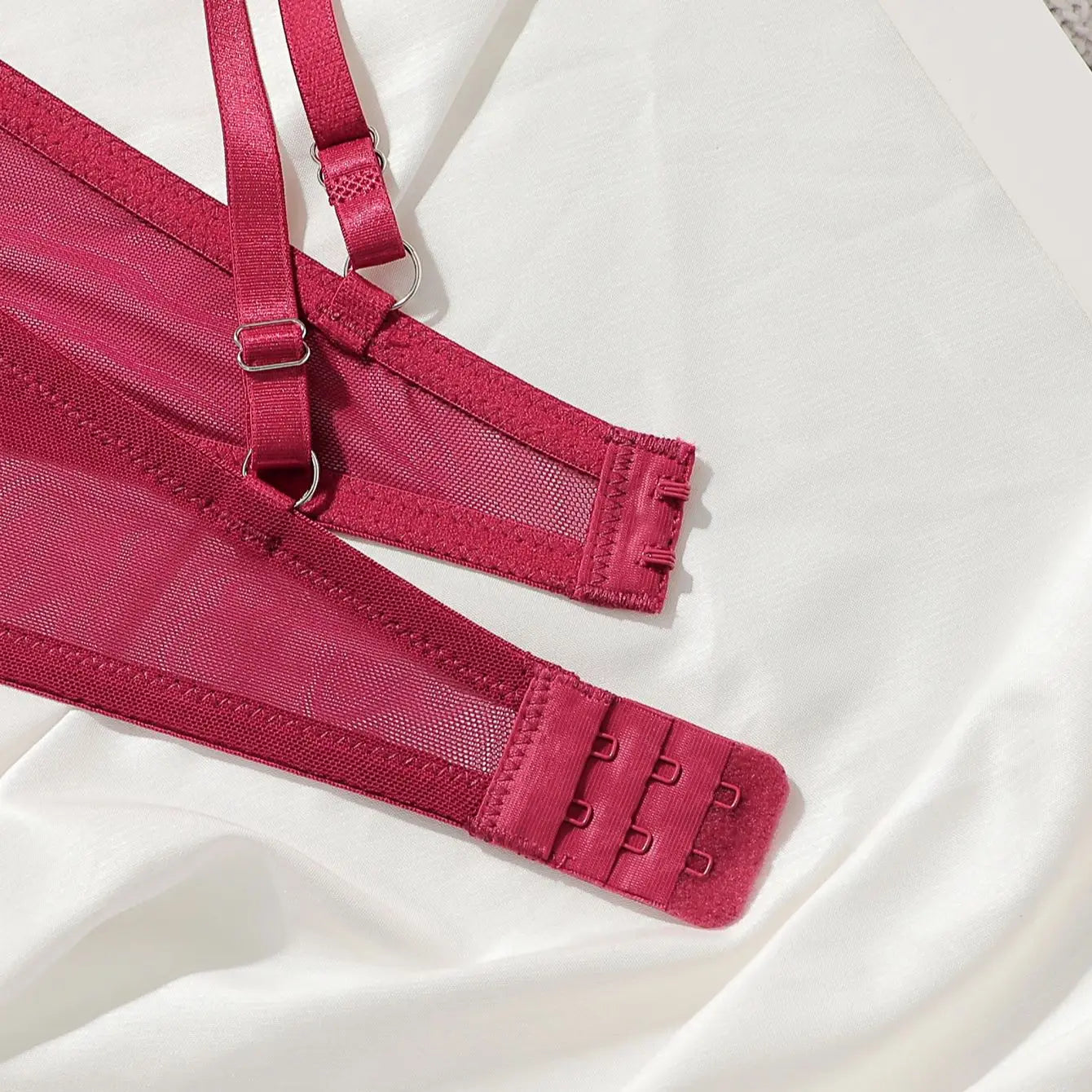 Women's Wine Red Lace Bra Sexy Push Up Plunge Underwire Bralette Comfortable Demi Cup Daily Lingerie Elegant Romantic Underwear
