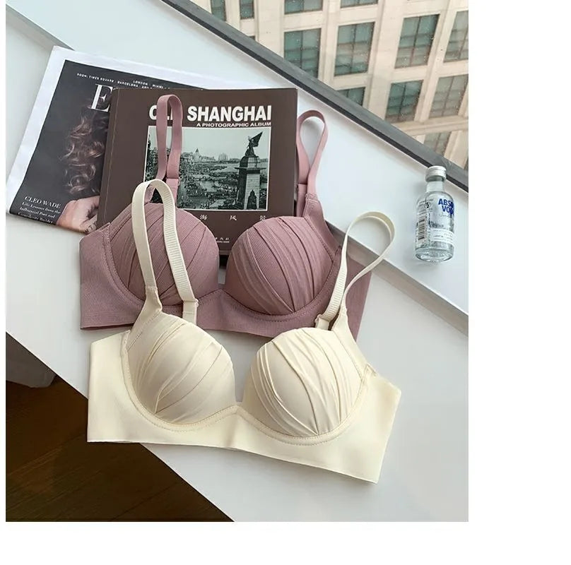 2026 New Pleated Bras Push Up Bra Small Chest No Steel Ring Wirelss Soft Bra Solid Color Sweet Seamless Bra