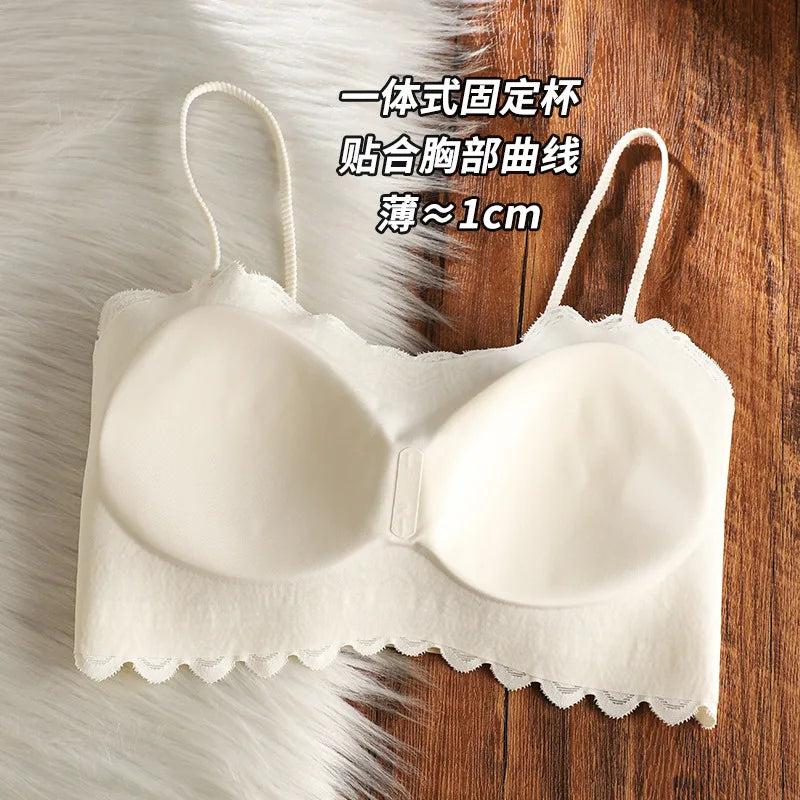 Seamless lace backrest lingerie one-piece with chest pads and a strapless ice silk strappy bra wrapped around the chest