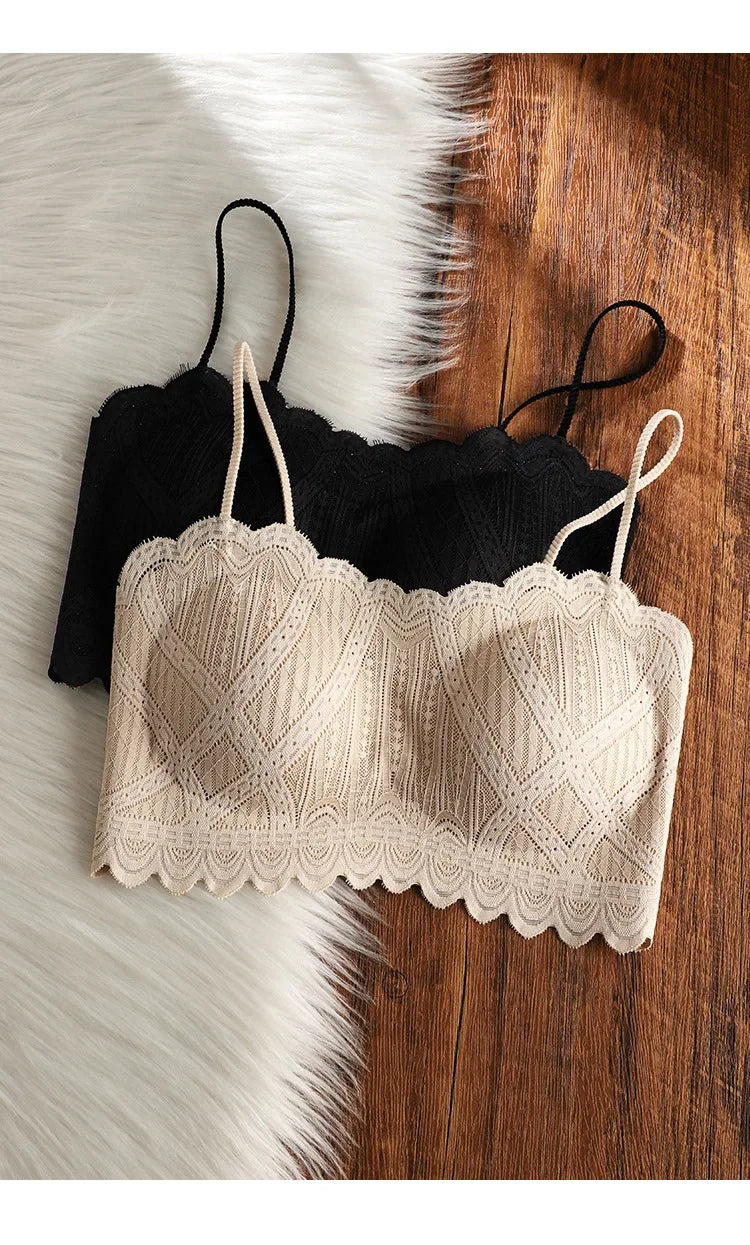 Seamless lace backrest lingerie one-piece with chest pads and a strapless ice silk strappy bra wrapped around the chest
