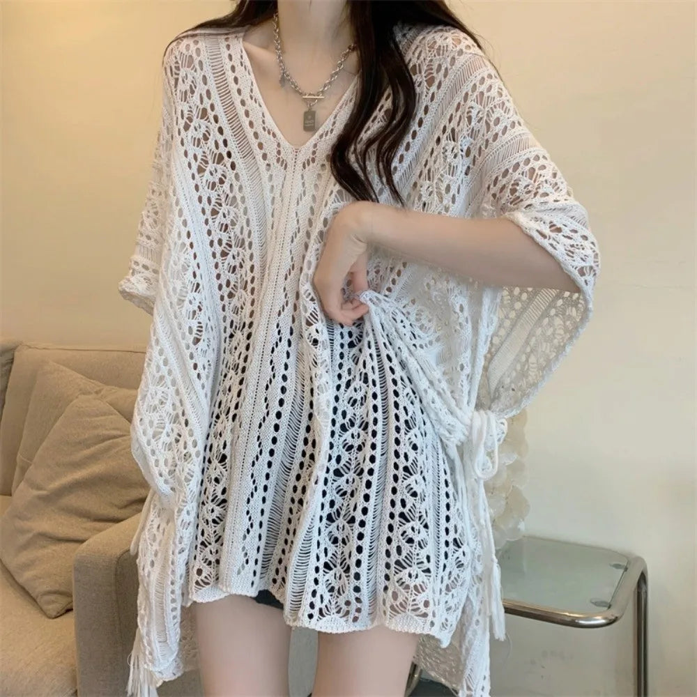 Leisure Oversized Hollow Out Swimsuit Cover Up V-neck Loose Knitted Bikini Cover Up Bohemian Style Mesh Beach Wear Summer